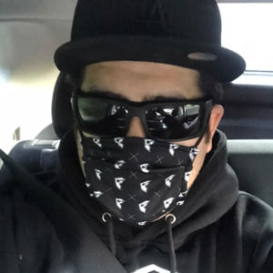 Meet your Posher, Posh